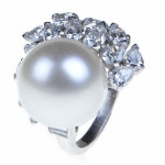pearl diamond ring