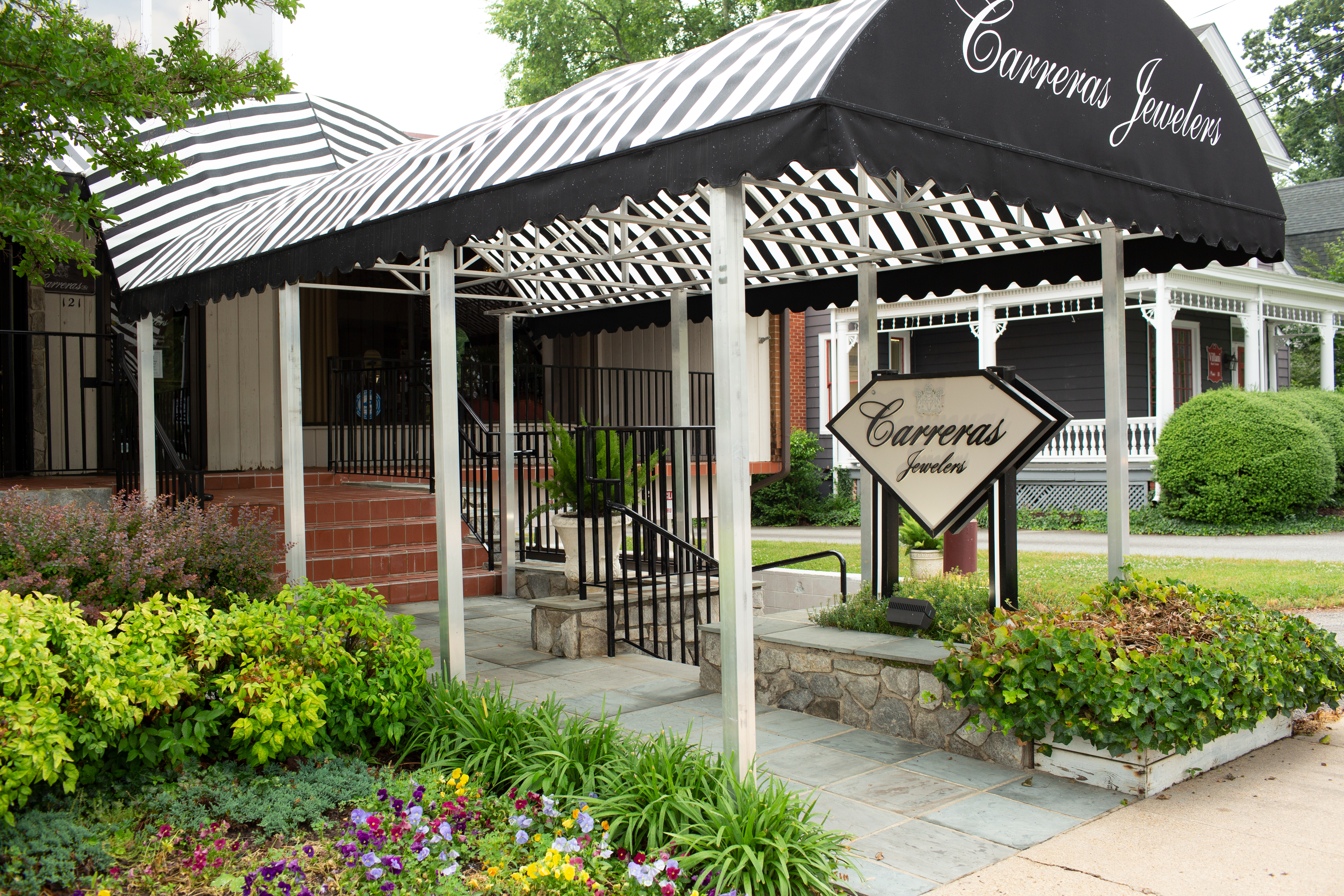 Shops On Libbie And Grove Go Virtual Carreras Jewelers Shops On Libbie And Grove Go Virtual Carreras Jewelers