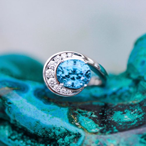 Parlé Works To Create Ethical Jewelry Business