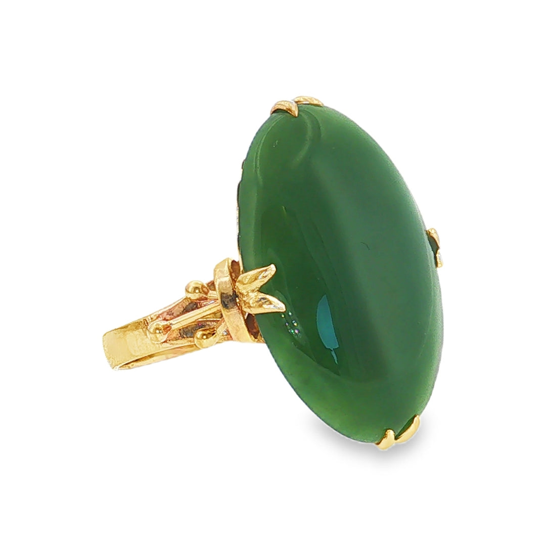 Estate Mid-Century 14kt yellow gold nephrite jade ring