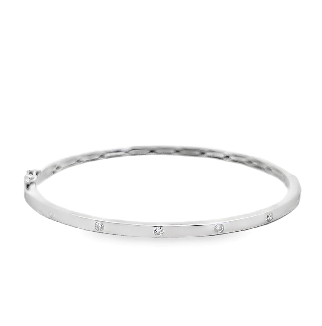 18kt white gold diamond-accent