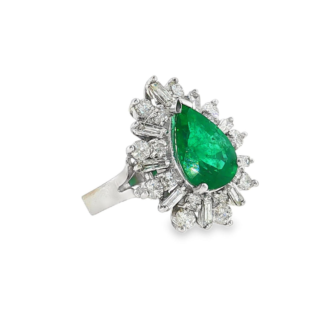 Estate 14kt white gold emerald and diamond cocktail ring