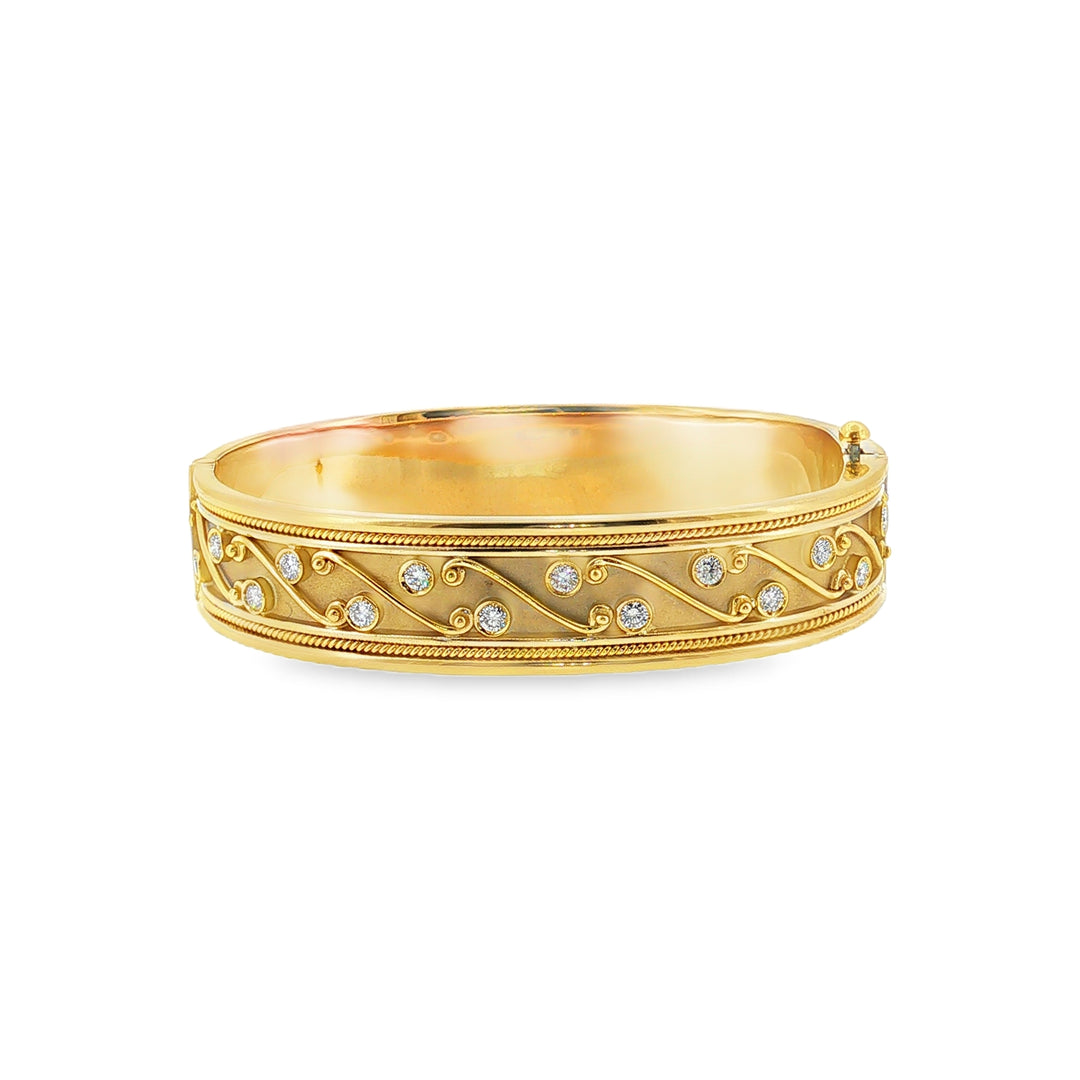 Estate 14kt yellow gold diamond hinged bangle bracelet