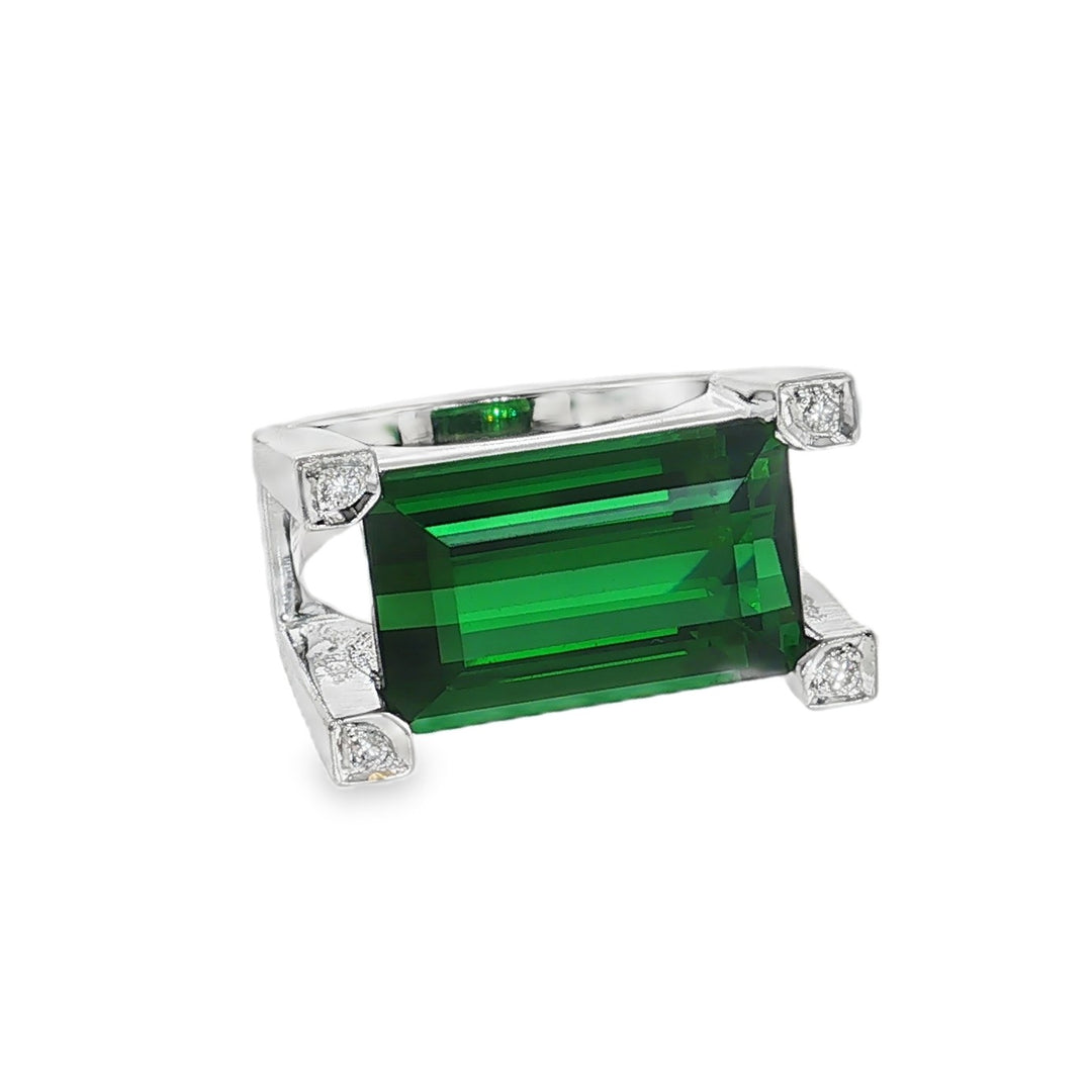 Estate 18kt white gold green tourmaline and diamond ring