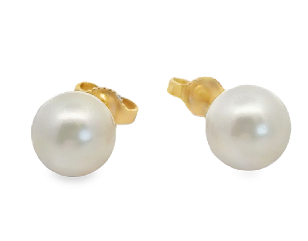 Estate 14kt yellow gold Akoya pearl stud earrings