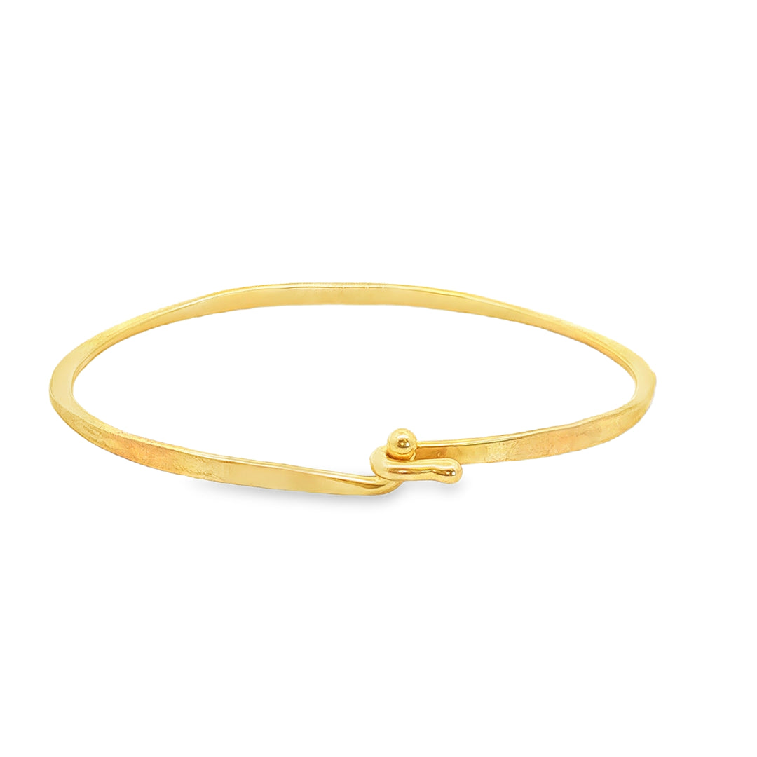 Estate James Avery 14kt yellow gold hammered "Hooked On" bangle bracelet