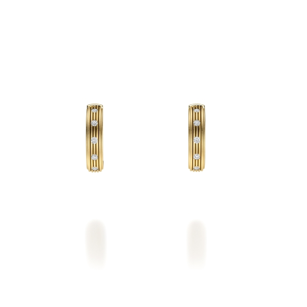 Rae by Noam Carver 14kt yellow gold huggie hoop earrings