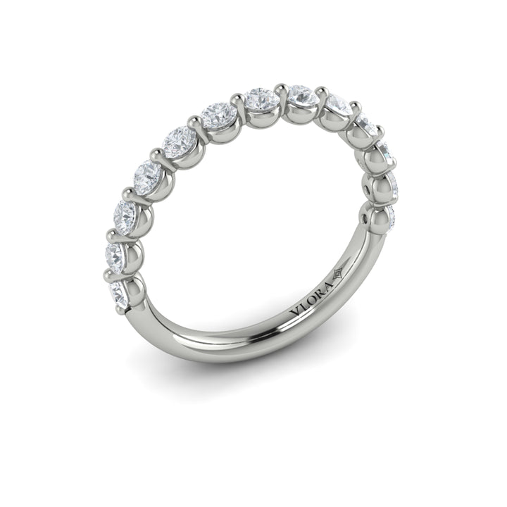 Vlora platinum shared-prong-set diamond band ring