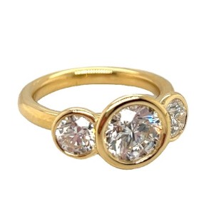 Gumuchian 18K Yellow Gold Three Stone Bezel Set Round Diamond Engagement Ring