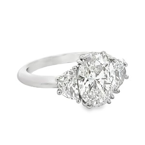 Gumuchian Platinum Three-stone Diamond Engagement Ring