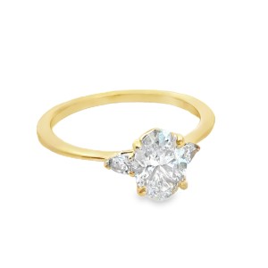 Estate Peter Storm 14kt Yellow Gold Oval And Pear Three Stone Diamond Engagement Ring