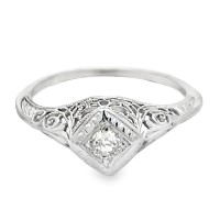 Estate Art Deco 18kt White Gold Filigree Diamond Solitaire Ring