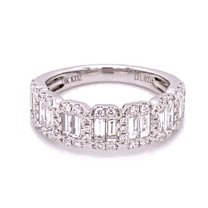 18kt White Gold Baguette And Round Diamonds Band Ring