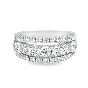 Estate Hearts On Fire 18kt White Gold Three Row Diamond Band Ring