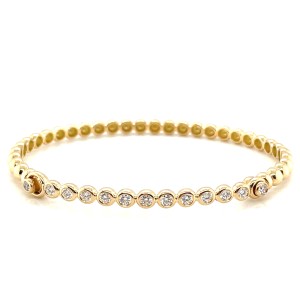 Gumuchian 18kt Yellow Gold And Diamond "Nutmeg" Bangle Bracelet