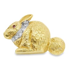 Estate 14kt Yellow Gold Ruby And Diamond Accented Rabbit Pin