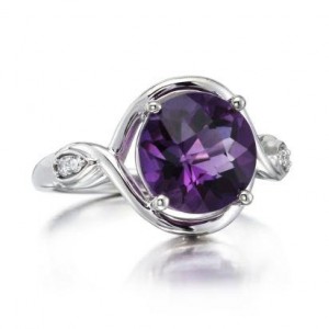 Parle 14kt White Gold Amethyst And Diamond Ring