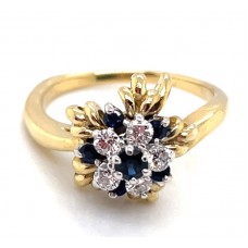 Estate 18kt Yellow Gold Sapphire And Diamond Flower Cluster Ring
