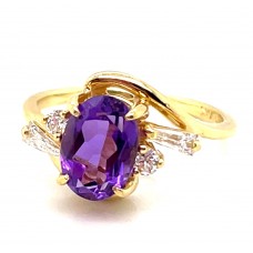 Estate 18kt Yellow Gold Amethyst And Diamond Ring