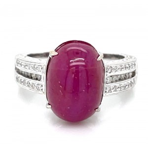 Estate 14kt White Gold Cabochon Ruby And Diamond Ring