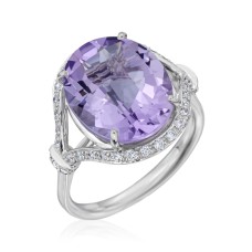 Gumuchian 18kt White Gold Amethyst And Diamond Ring.  This 