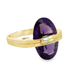 Estate 18kt Yellow Gold Contemporary Amethyst Ring