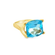 Estate 14kt Yellow Gold Blue Topaz Ring