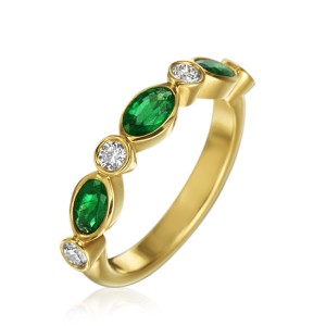 Gumuchian 18kt Yellow Gold "Marbella" Emerald And Diamond Band Ring