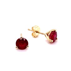 14kt Yellow Gold 1.40-carat Ruby Stud Earrings