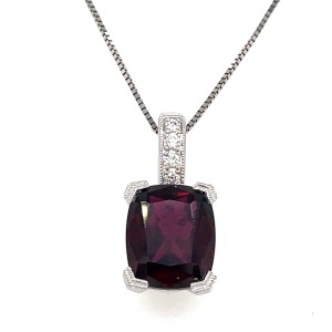 Estate 14kt White Gold Garnet Pendant Necklace