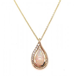 14kt Yellow Gold Opal And Diamond Pendant Necklace