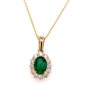 14kt Yellow Gold Oval Emerald And Diamond Halo Pendant Necklace