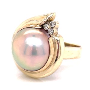 Estate 14kt Yellow Gold Mabe Pearl And Diamond Ring