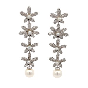 Estate 18kt White Gold Pearl And Diamond Flower Drop Earrings