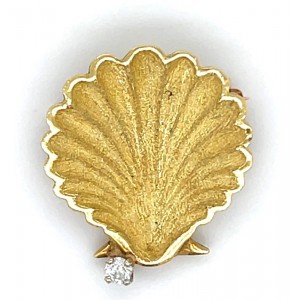 Estate 18kt Yellow Gold Scallop Shell Brooch By Guyot