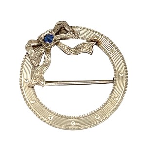 Estate Mid-Century 14kt White Gold Textured Wreath Pin