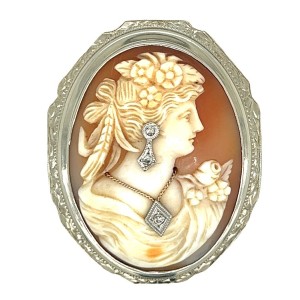 Estate 14kt White Gold Cameo Brooch