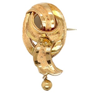 Estate Victorian 14kt Yellow Gold Dutch Brooch