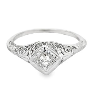 Estate Art Deco 18kt White Gold Filigree Diamond Solitaire Ring