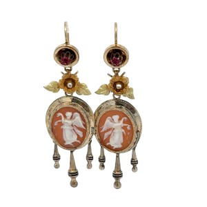 Estate Victorian Yellow Gold Cameo Dangle Earrings